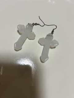 十字架 クロス ピアスのサムネイル