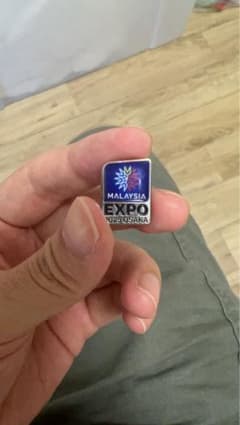 非売品　マレーシア EXPO ピンバッジのサムネイル