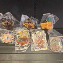 東京ディズニーランド ピンバッジ 7点セットのサムネイル