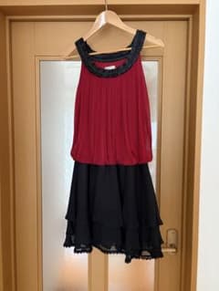 【axes】赤黒のドレスのサムネイル