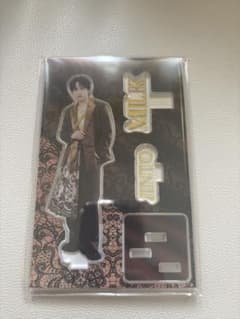 M!LK 吉田仁人盤 アクリルスタンド LOVE ENG!NEのサムネイル