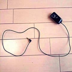 ヘッドフォンアンプ  充電器付きのサムネイル