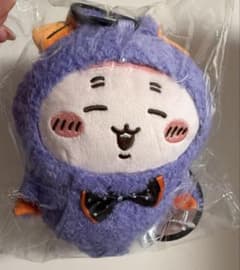 Chiikawa plush toy, used bookstore, crab