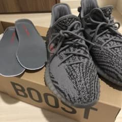 yeezy boostのサムネイル