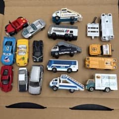 ミニカー 16台セット まとめ売り - メルカリ