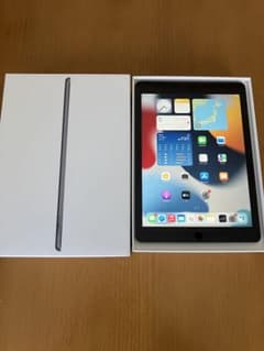 ヤッチャイマス⁉️iPad air2だけど新品22年1月より半年使用超美品‼️のサムネイル