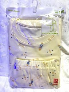 UNIQLO BABY パジャマ 長袖 110 ロケット柄　ユニクロのサムネイル