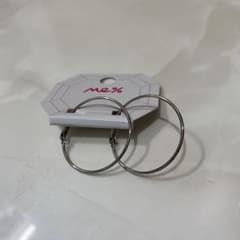 Me% フープイヤリングのサムネイル
