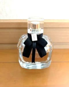 Yves Saint Laurent 香水 モンパリ オーデパルファムのサムネイル