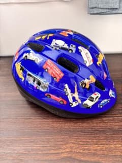 トミカ　子供用ヘルメットのサムネイル