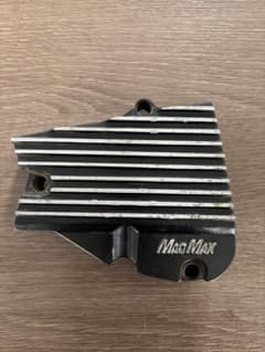 Mad Max cbx400f用スプロケットカバー 本体のサムネイル