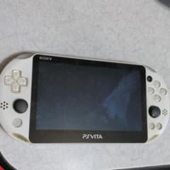 PlayStation®Vita（PCH-2000シリーズ） Wi-Fiモデル…のサムネイル