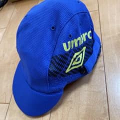 umbro アンブロ　子ども用　キャップ　帽子のサムネイル