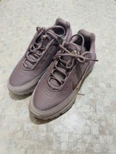 タイムセール！Nike Air Max パルスのサムネイル