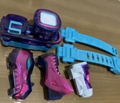 仮面ライダーリバイス　変身ベルトDX リバイスドライバーDXのサムネイル
