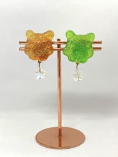 メンダコ　イヤリング　ハンドメイド　レジン　②のサムネイル