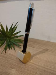 真鍮製　ペンスタンドのサムネイル