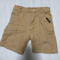 男の子　半ズボンのサムネイル