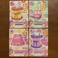 アイカツカード 4枚セット ピンク系コーデのサムネイル