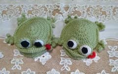 ハンドメイド カエルのあみぐるみひっくり返るコースター 2枚セットのサムネイル