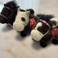 競走馬 ぬいぐるみ 3体セット - メルカリ