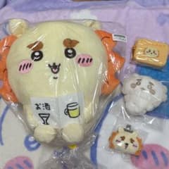 ちいかわ　シーサーBIGぬいぐるみ、ぬいぱれっと　シリコンケース　ミニがま口のサムネイル