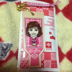 E-girls  楓  羽子板ストラップのサムネイル