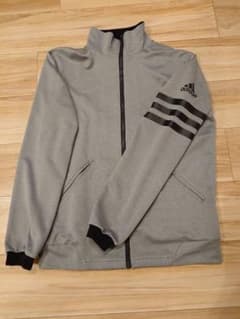 adidas グレー ジャージ Mサイズのサムネイル