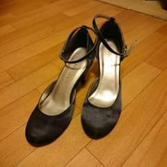 ☆お値段値下げしました☆黒のハイヒール☆のサムネイル