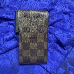 LOUIS VUITTONのサムネイル
