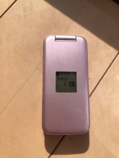 docomo らくらくホン F-01Mのサムネイル