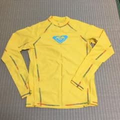 ROXY ラッシュガードのサムネイル