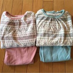 まり様専用です☆ユニクロフリースパジャマセットのサムネイル