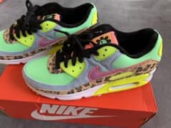 NIKE ナイキ ウィメンズ　エアマックス27cmのサムネイル