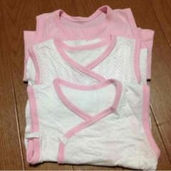ベビー肌着三枚セットのサムネイル
