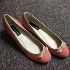 試着のみ新品！クイーンズコート☆パンプスのサムネイル