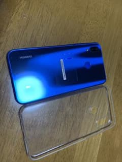 HUAWEI P20 Lite HWV32 クラインブルー 64 GBのサムネイル