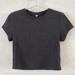 クロップド丈半袖Tシャツのサムネイル