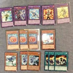 ブリキンギョ 3枚付き HERO パーツ 遊戯王のサムネイル