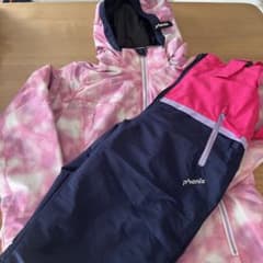 【値下げ】phenix 子供用スキーウェア ピンク/ネイビー　150cmのサムネイル