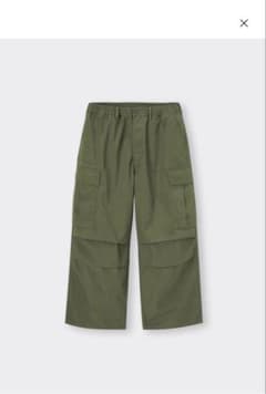 GU カーキカーゴパンツのサムネイル