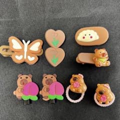 ヘアアクセサリー 8点セット カピバラ モチーフのサムネイル