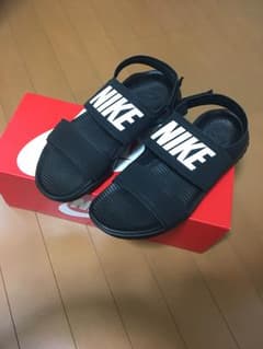 NIKE タンジュン サンダルのサムネイル