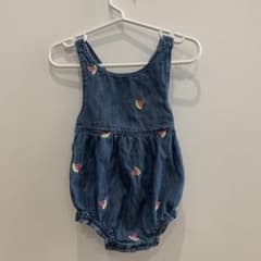 gap ロンパースのサムネイル