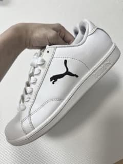 PUMA プーマ　白　スニーカー　23.5のサムネイル