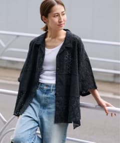 FRAMeWORK カットワーク刺繍半袖シャツのサムネイル