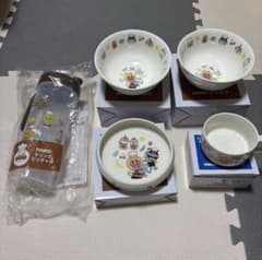 新品未使用品 アンパンマンクラブ オリジナル食器 5点セット すかいらーくのサムネイル