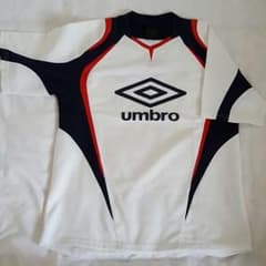 3/31まで 送料込 umbro Lサイズのサムネイル