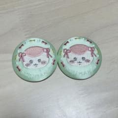 ちいかわ 刺繍缶バッチ（くりまんじゅう×3)のサムネイル