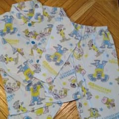 モンスターズインク★フリースパジャマ　130cmのサムネイル